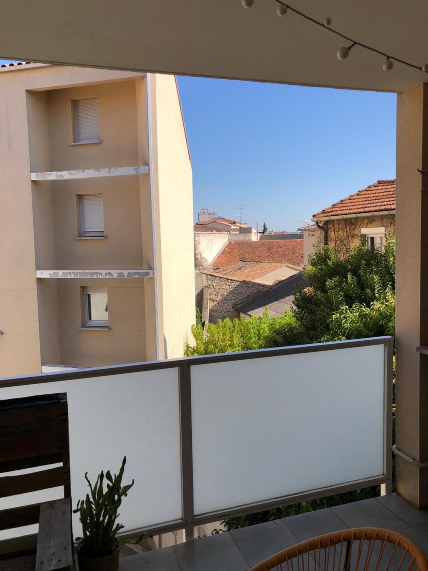 Bel Appartement Nimois Au Calme Avec Balcon Nîmes Esterno foto