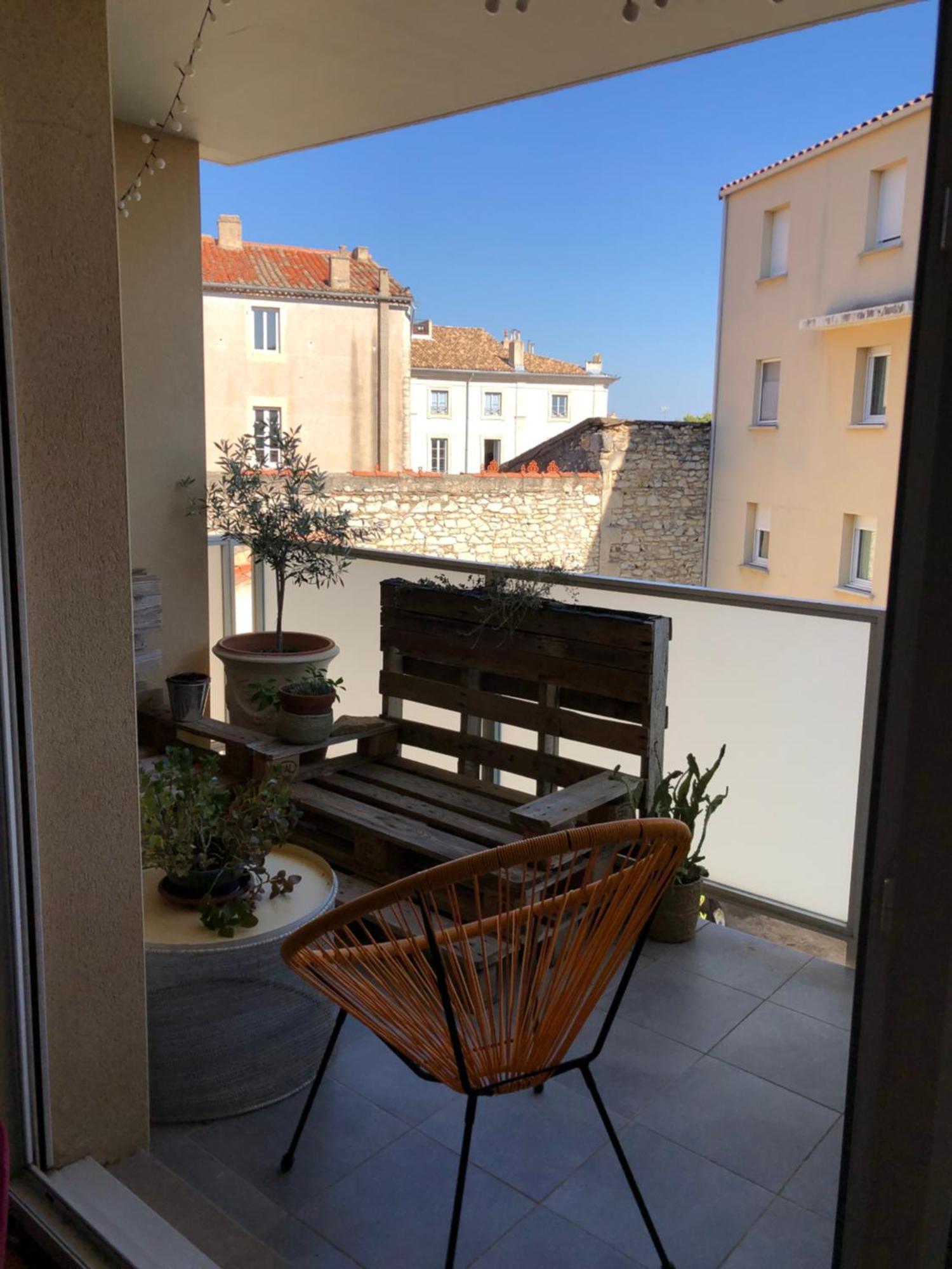 Bel Appartement Nimois Au Calme Avec Balcon Nîmes Esterno foto